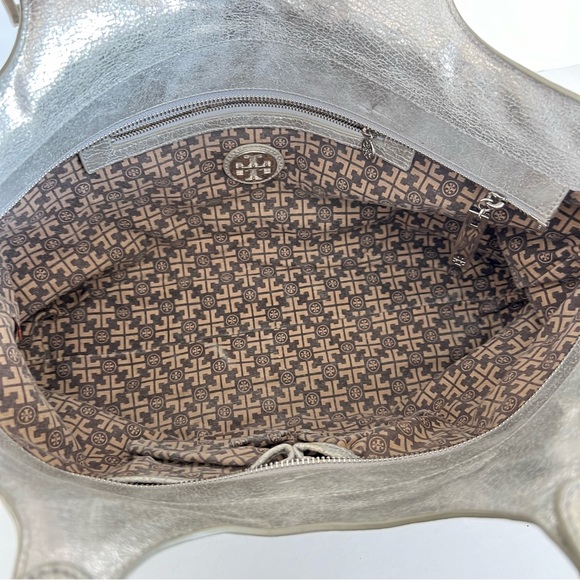 TORY BURCH Bombe Metallic Silver Shimmer Crackled Leather Shoulder Bag Tote - Picture 9 of 15